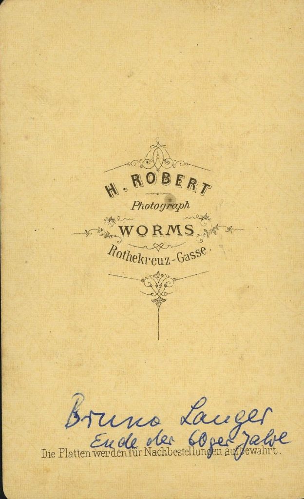 H. Robert - Worms