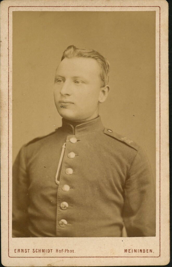 Ernst Schmidt
Halbe Stadt-Straße, Meiningen