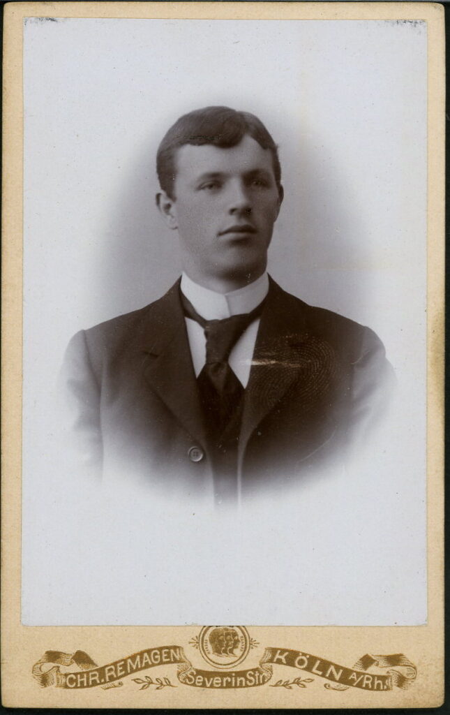 Chr. Remagen
Severin Straße 93, Köln