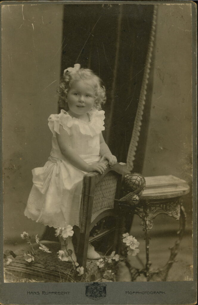 Hans Rupprecht,
Osterthorsteinweg 49, Bremen
Bad Oeynhausen
Langenstraße 67, Blumenthal i. Han