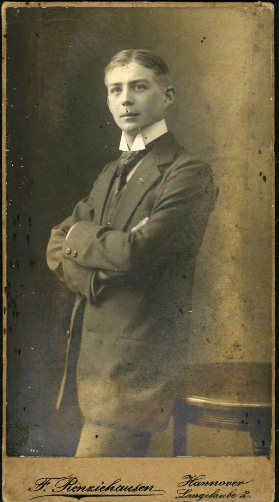 F. Renziehausen
Langelaube 2, Hannover