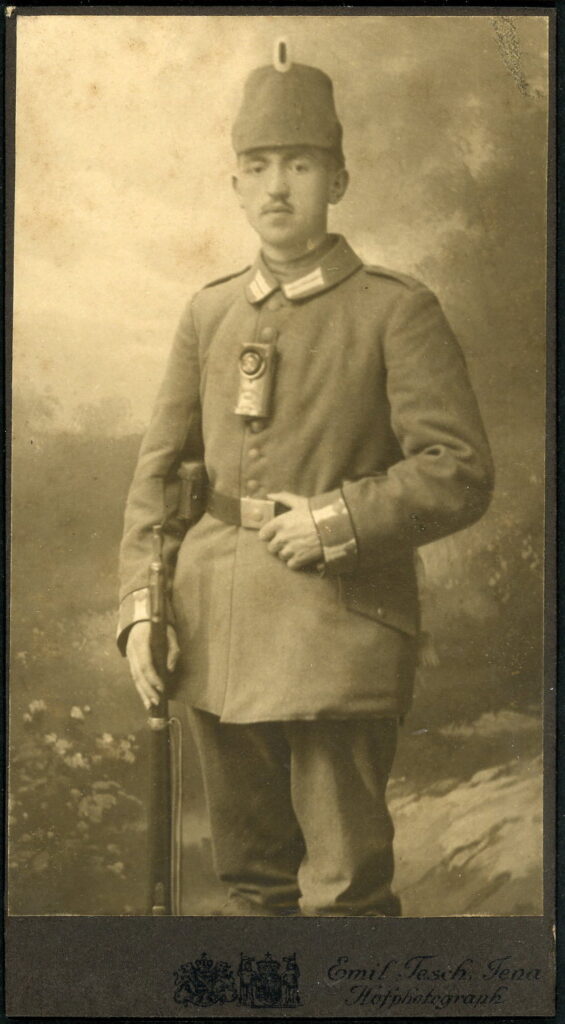 Emil Tesch,
Teichgraben 5, Jena