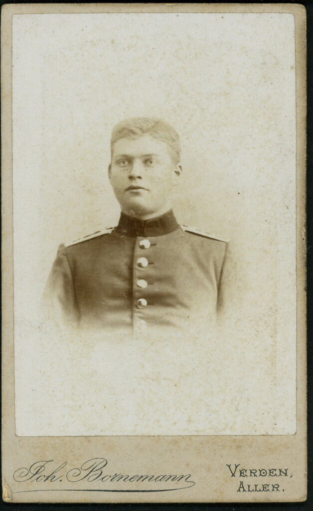 A monochrome photographic portrait from between 1865 and the 1920s taken by Joh. Bornemann, Verden