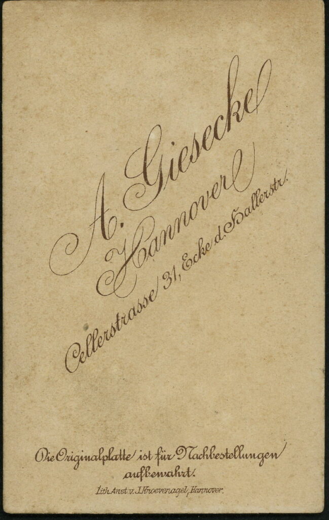Reverse of a monochrome photographic portrait from between 1865 and the 1920s taken by A. Giesecke, Cellerstraße 31, Hannover