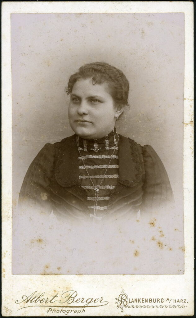A monochrome photographic portrait from between 1865 and the 1920s taken by Albert Berger, Blankenburg a. Harz
