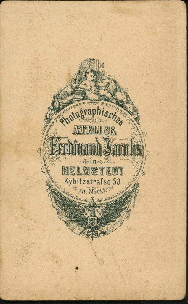 Reverse of a monochrome photographic portrait from between 1865 and the 1920s taken by Ferdinand Jacobs, Kybitzstraße 53, Helmstedt and Königslutter