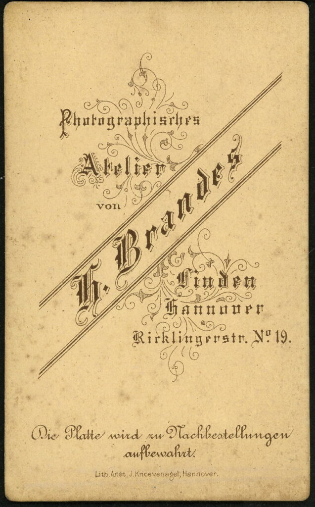 Reverse of a monochrome photographic portrait from between 1865 and the 1920s taken by H. Brandes, Ricklingerstraße 19, Linden, Hannover