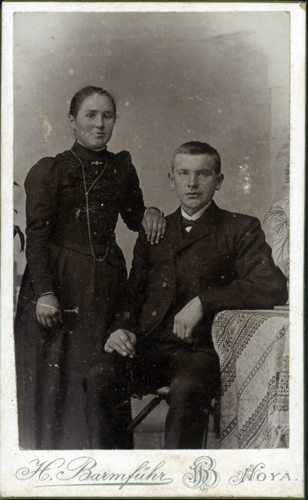 A monochrome photographic portrait from between 1865 and the 1920s taken by H. Barmführ, Hoya