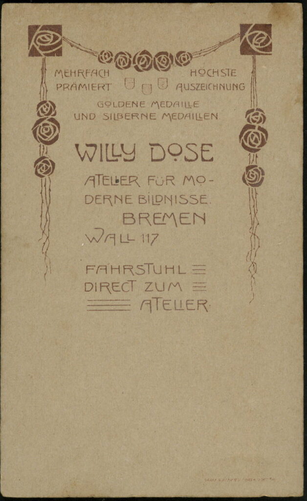 Reverse of a monochrome photographic portrait from between 1865 and the 1920s taken by Willy Dose, Wall 117, Bremen
