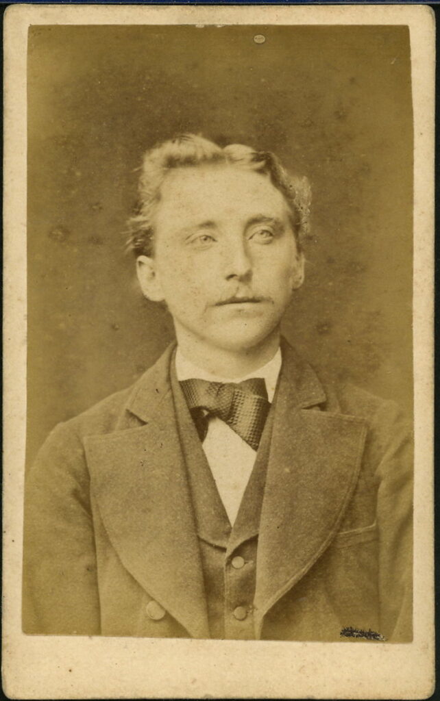 A monochrome photographic portrait from between 1865 and the 1920s taken by F. J. H. Schrader, Burgstraße 40, Hannover