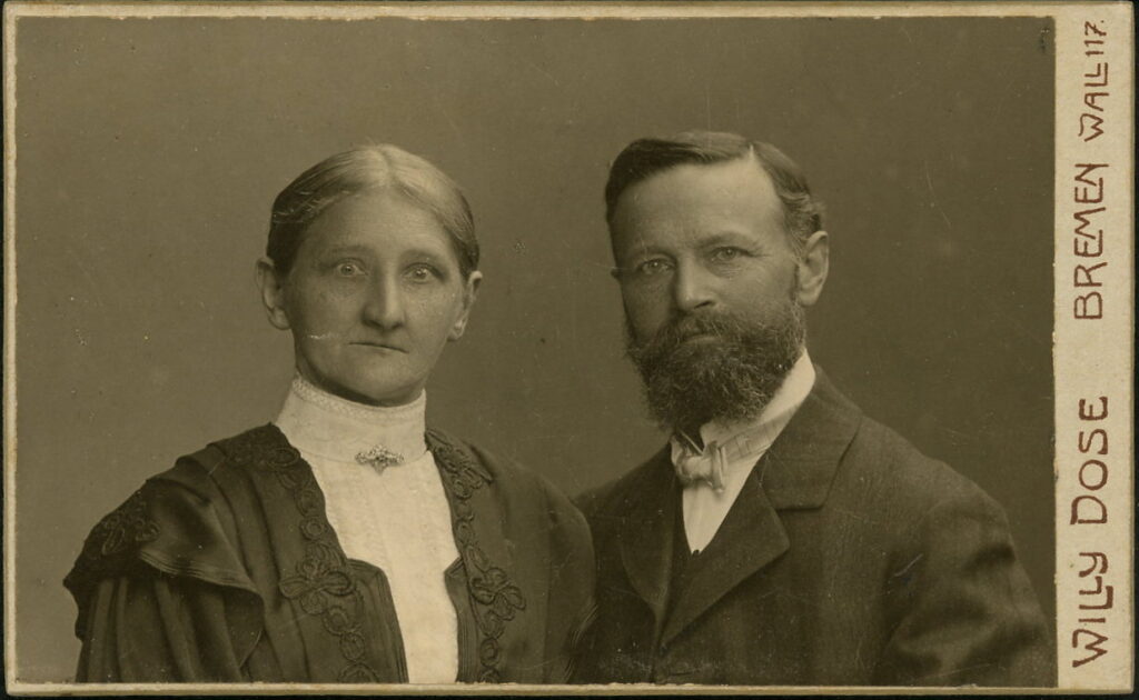 A monochrome photographic portrait from between 1865 and the 1920s taken by Willy Dose, Am Wall 117, Bremen