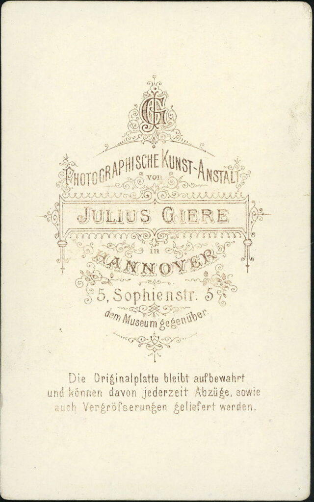 Reverse of a monochrome photographic portrait from between 1865 and the 1920s taken in Atelier Julius Giere, S. Kaulbach, Sophienstraße 5, Hannover
