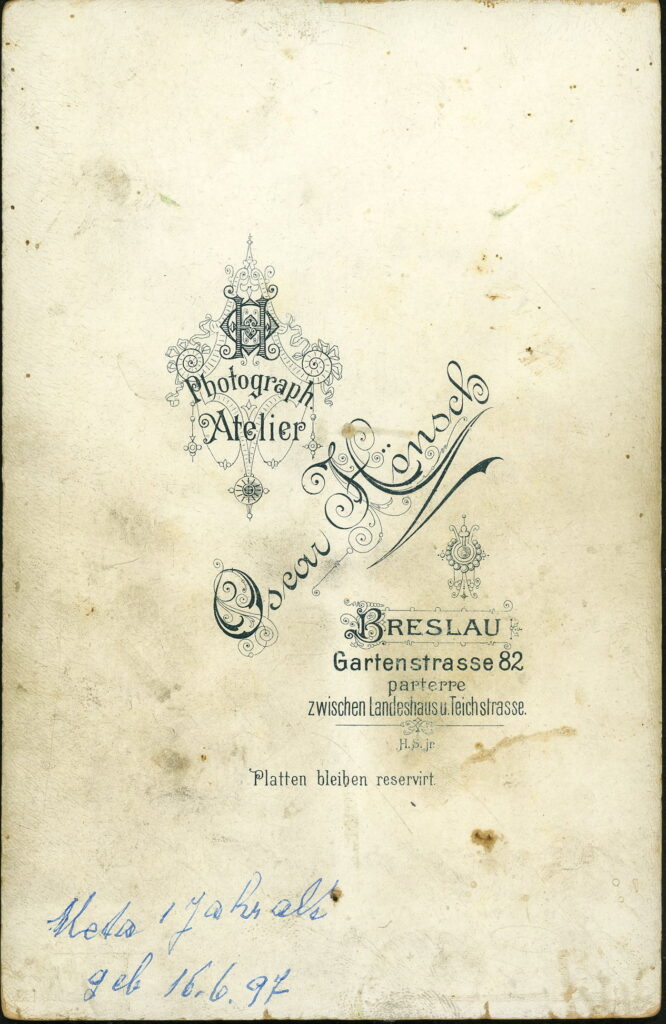 Reverse of a monochrome photographic portrait from between 1865 and the 1920s taken by Oscar Hönsch, Gartenstraße 82, Breslau